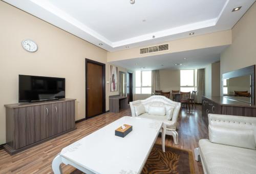 Imagen de la habitación del Hotel Pearl Swiss. Foto 22