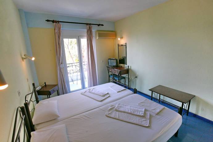 Imagen de la habitación del Hotel Pebble Beach. Foto 10