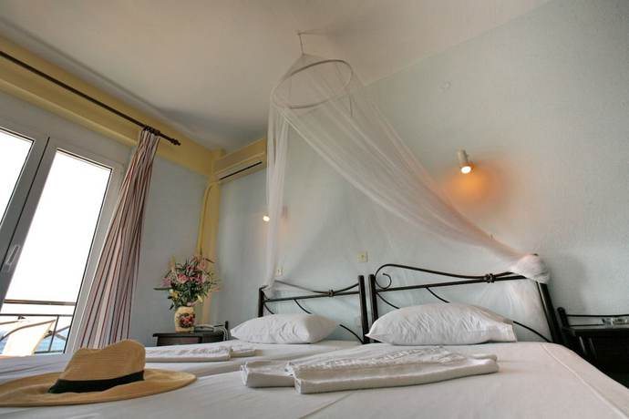 Imagen de la habitación del Hotel Pebble Beach. Foto 19