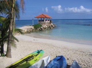 Imagen de los exteriores del Hotel Pebbles All Inclusive. Foto 6