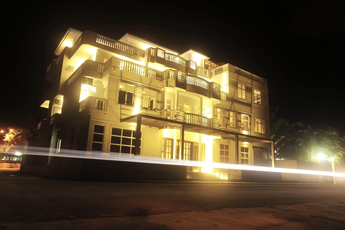 Imagen general del Hotel Pebbles Inn. Foto 4