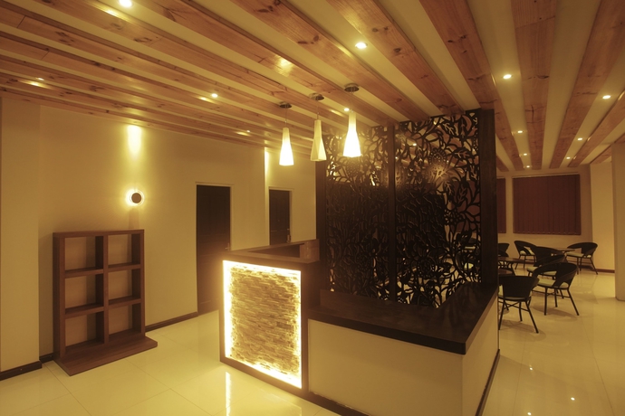 Imagen de los interiores del Hotel Pebbles Inn. Foto 13