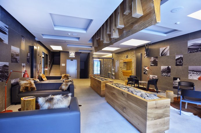 Imagen de los interiores del Hotel Pecr Deep. Foto 20