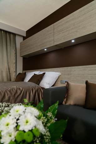 Imagen de los exteriores del Hotel Pecr Well. Foto 9