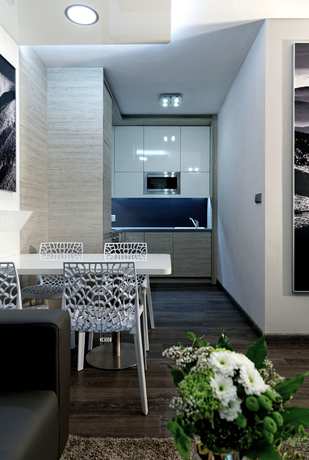 Imagen de la piscina del Hotel Pecr Well. Foto 14