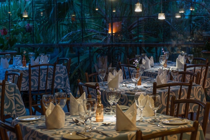 Imagen del bar/restaurante del Hotel Pedra Da Laguna Boutique and Spa. Foto 7