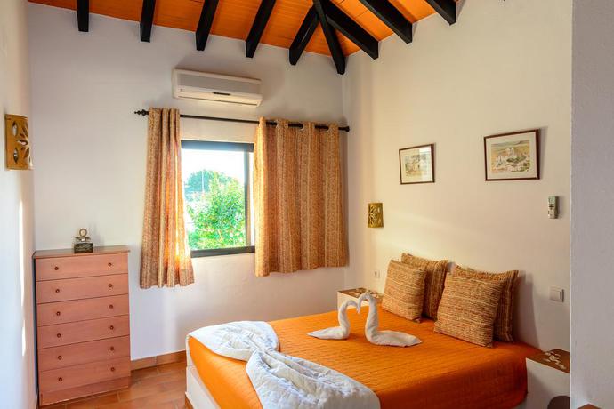 Imagen general del Hotel Pedras Da Rainha. Foto 12