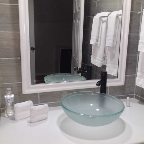 Imagen de la habitación del Hotel Pedregal. Foto 8