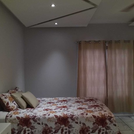 Imagen de la habitación del Hotel Pedregal. Foto 12