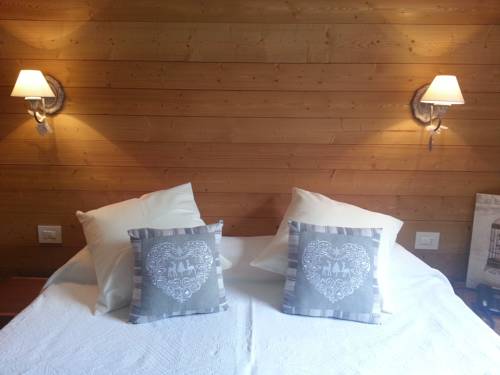 Imagen de la habitación del Hotel Pedretti. Foto 12