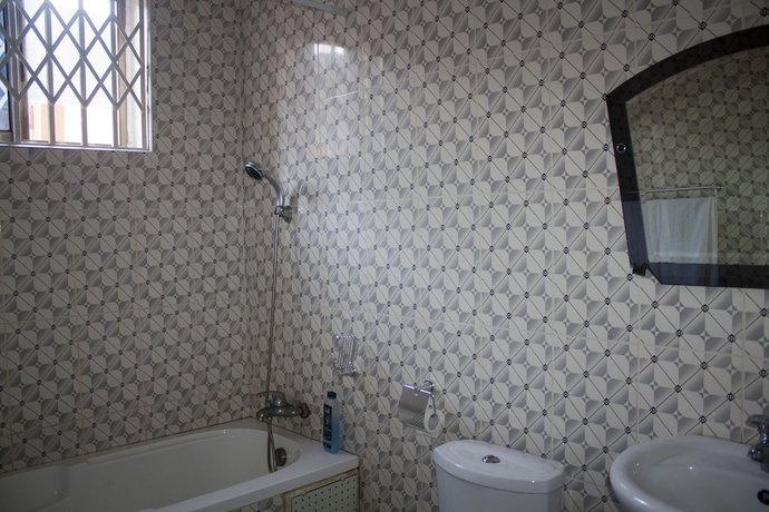 Imagen de la habitación del Hotel Peemarys. Foto 13