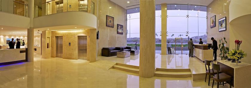Imagen de los interiores del Hotel Peerless Hyderabad. Foto 20