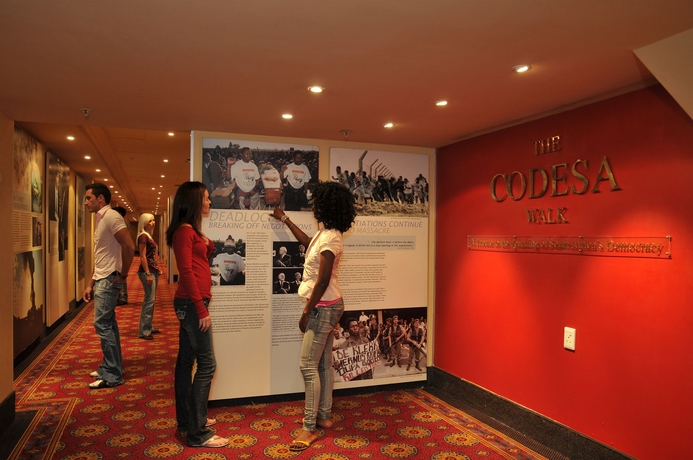 Imagen de los interiores del Hotel Peermont Mondior At Emperors Palace. Foto 16