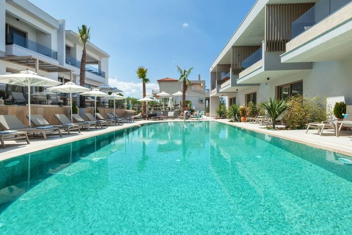 Imagen general del Hotel Pefki Deluxe Residences. Foto 13