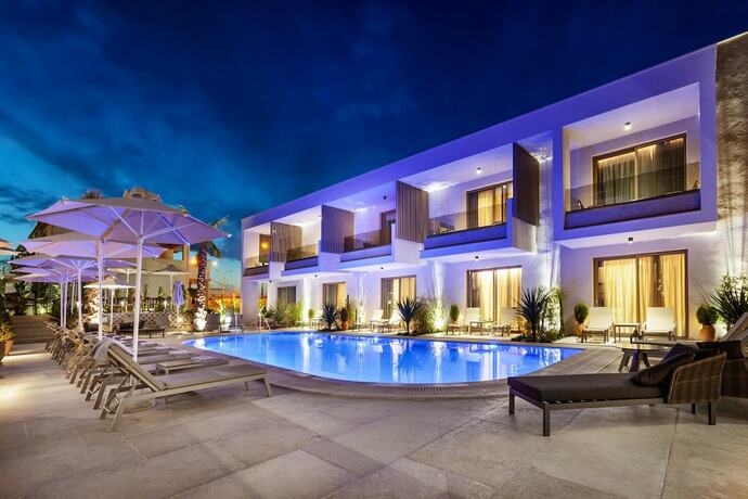 Imagen general del Hotel Pefki Deluxe Residences. Foto 15