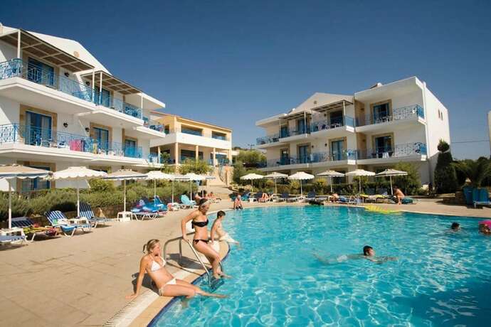 Imagen general del Hotel Pefki Islands Resort. Foto 3