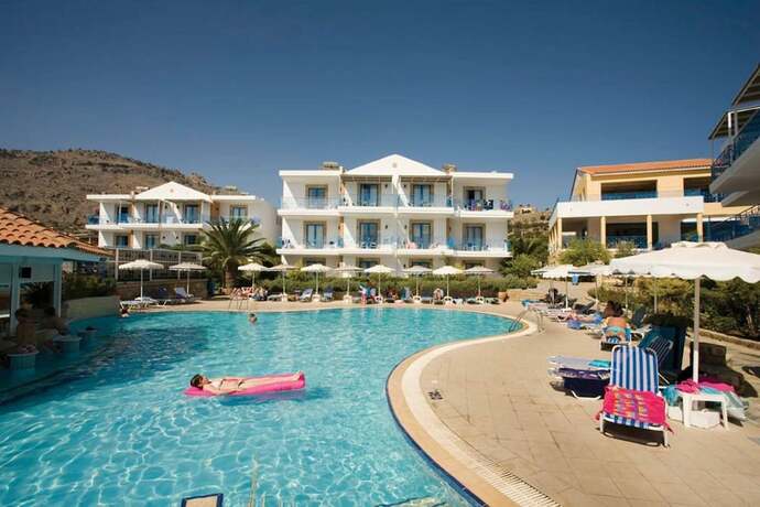 Imagen general del Hotel Pefki Islands Resort. Foto 4