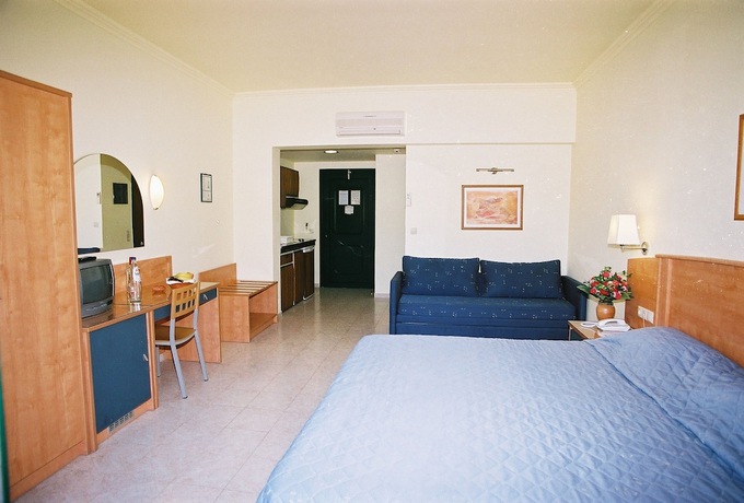 Imagen de la habitación del Hotel Pefkos Beach. Foto 6