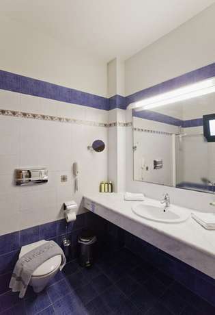 Imagen de la habitación del Hotel Pefkos Beach. Foto 13