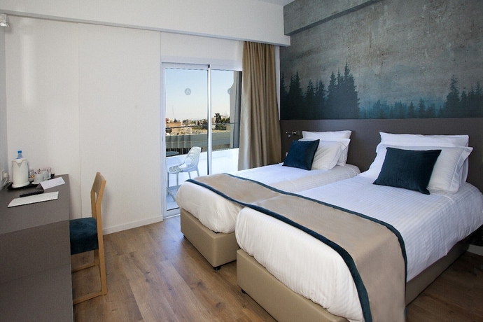 Imagen de la habitación del Hotel Pefkos. Foto 3