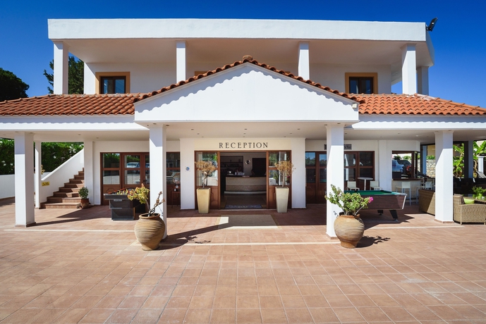 Imagen de los interiores del Hotel Pefkos Village Resort. Foto 16