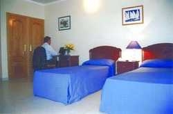 Imagen de la habitación del Hotel Pegaso Suites. Foto 3