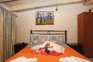 Imagen de la habitación del Hotel Pegasos. Foto 10