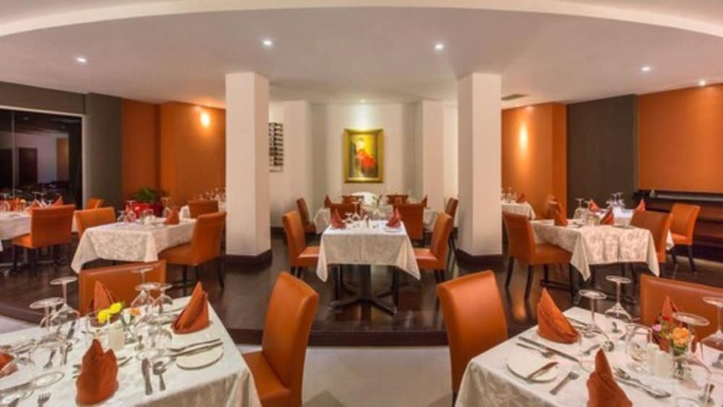 Imagen del bar/restaurante del Hotel Pegasus By The Waterfront. Foto 2
