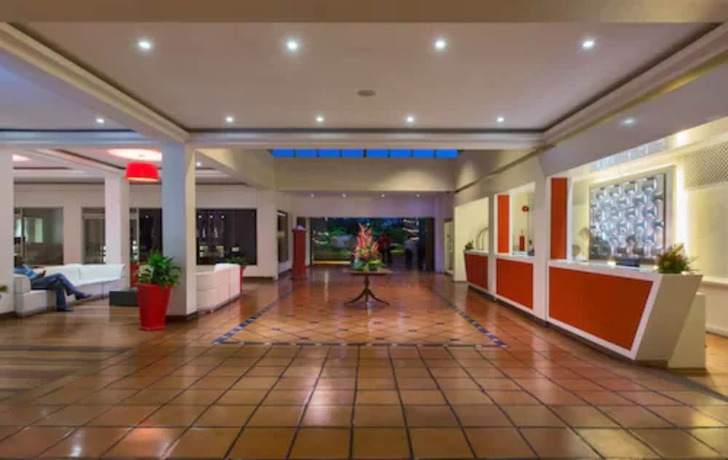 Imagen de los interiores del Hotel Pegasus By The Waterfront. Foto 18