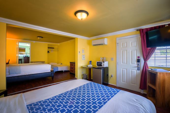 Imagen de la habitación del Hotel Pegasus International. Foto 9
