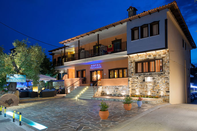 Imagen de la piscina del Hotel Pegasus, Tasos. Foto 13