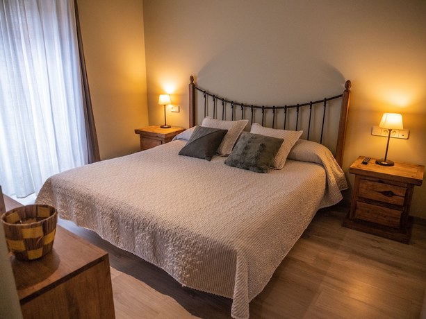 Imagen de la habitación del Hotel P&egrave;ira Blanca Gastron&oacute;mico. Foto 6