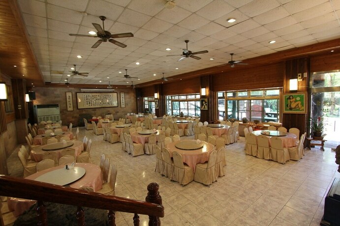 Imagen del bar/restaurante del Hotel Pei Kong Creek Resort and Spa. Foto 20