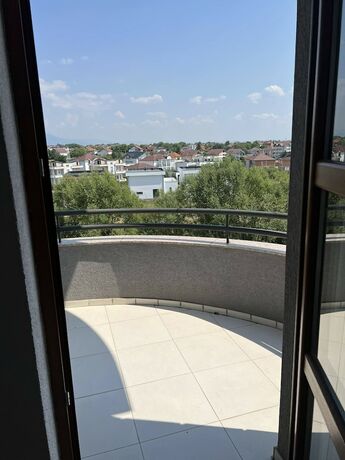 Imagen de la habitación del Hotel Peja INN. Foto 11