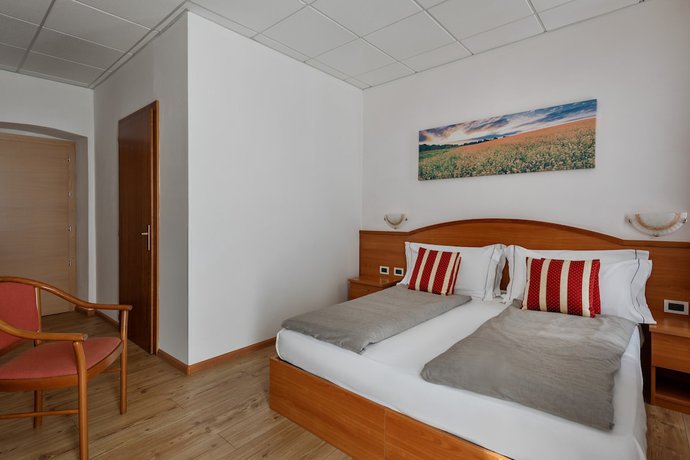 Imagen de la habitación del Hotel Pejo. Foto 19