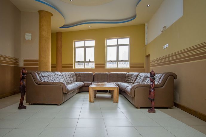 Imagen de los interiores del Hotel Pel\'Arps and Apartments. Foto 15