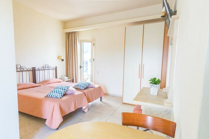 Imagen de la habitación del Hotel Pela Sofia. Foto 16