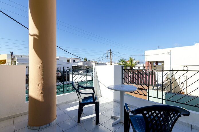 Imagen general del Hotel Pelagia Maria. Foto 9