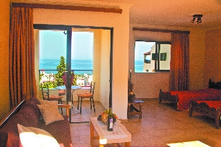 Imagen de los exteriores del Hotel Pelagos, Moraitika. Foto 2