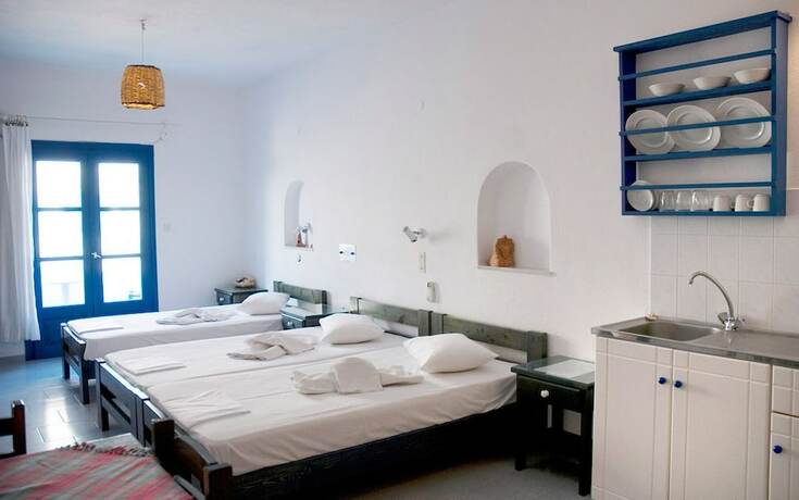 Imagen de la habitación del Hotel Pelagos Studios, Paros Ciudad. Foto 14