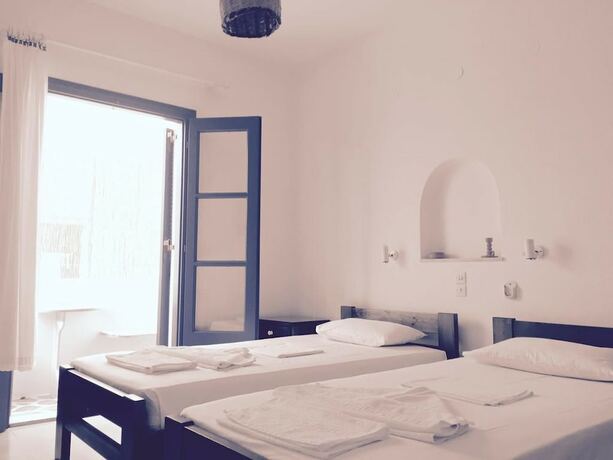 Imagen de la habitación del Hotel Pelagos Studios, Paros Ciudad. Foto 15