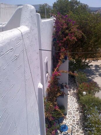 Imagen general del Hotel Pelagos Studios, Paros Ciudad. Foto 7