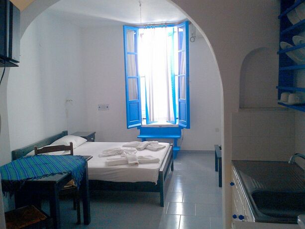 Imagen de la habitación del Hotel Pelagos Studios, Paros Ciudad. Foto 19