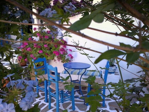 Imagen general del Hotel Pelagos Studios, Paros Ciudad. Foto 12