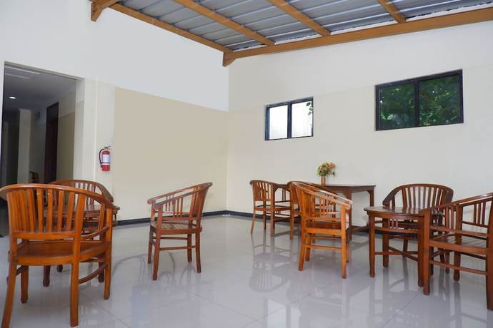 Imagen de los exteriores del Hotel Pelangi Indah. Foto 19