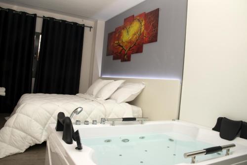Imagen de la habitación del Hotel Pelayo, Alcalá del Júcar. Foto 4