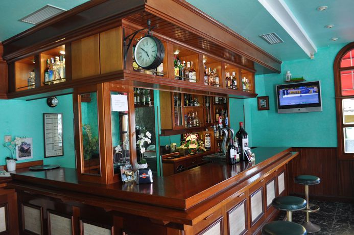 Imagen del bar/restaurante del Hotel Pelayo Isla. Foto 2