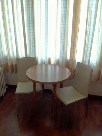 Imagen de la habitación del Hotel Pelayo, Plaza Catalunya. Foto 15