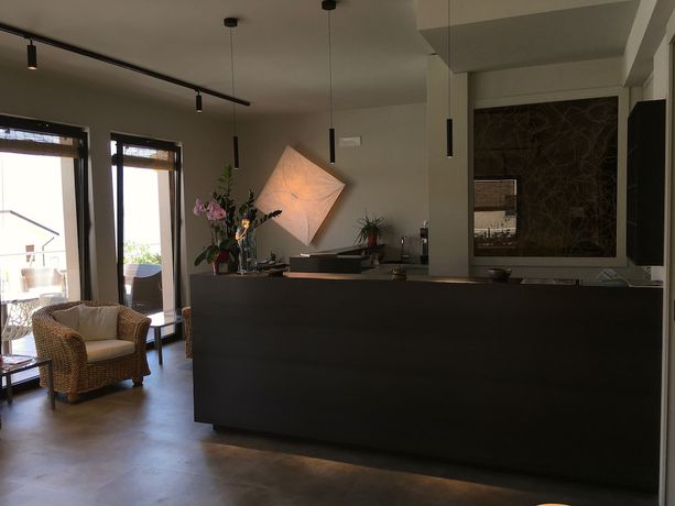 Imagen de los interiores del Hotel Peler. Foto 19