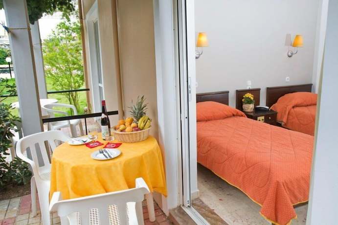 Imagen de la habitación del Hotel Peli. Foto 3
